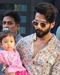 Shahid Kapoor and Mira Rajput with their daughter Misha