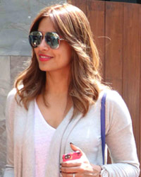 Bipasha Basu and Karan Singh Grover snapped at Bandra