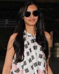 Diana Penty snapped at airport