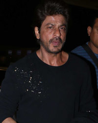 Shahrukh Khan snapped at airport