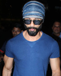 Shahid Kapoor at Airport