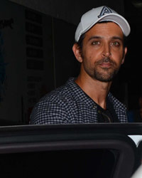 Hrithik and Sussane at Juhu PVR