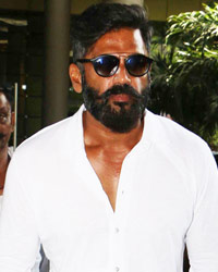 Suneil Shetty at Airport