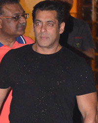 Salman Khan snapped at Arpita Khan's house