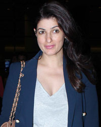 Twinkle Khanna snapped at sirport