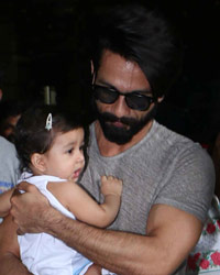 Shahid Kapoor and Mira Rajput snapped at airport