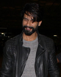 Mira Rajput and Shahid Kapoor snapped at airport