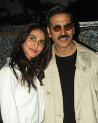 Vaani Kapoor and Akshay Kumar