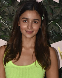 aLIA bHATT