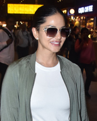 Sunny Leone at airport