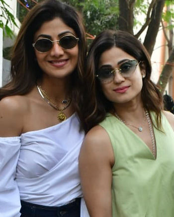 Shilpa Shetty and Shamita Shetty snapped in Juhu