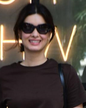 Diana Penty snapped outside Excel Entertainment's office in Bandra