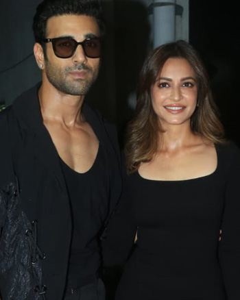 Pulkit Samrat and Kriti Kharbanda snapped in Santacruz