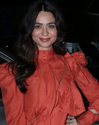 Soundarya Sharma snapped Andheri