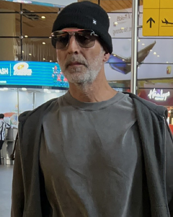 Akshay Kumar snapped at the airport
