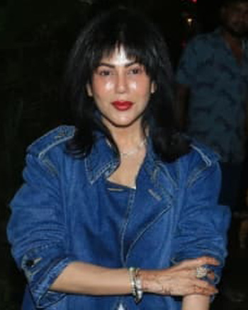 Wardha Nadiadwala snapped in Bandra