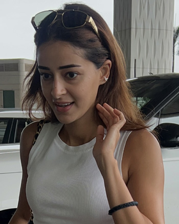 Ananya Panday snapped at Bandra
