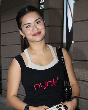 Avneet Kaur snapped outside a gym in Andheri