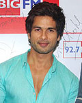 Shahid Kapoor at 92.7 Big FM's 'Safety Manao Life Banao' campaign