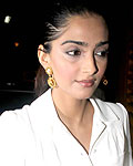 Sonam Kapoor at 'Gangs Of Wasseypur' screening