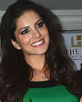 Sunny Leone promote Jism 2 in Kolkata