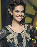 Esha Gupta walks the ramp at Wills Lifestyle India Fashion Week, Spring-Summer 2013