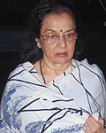 Asha Parekh at Ravindra Indulkar prayer meet