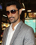 Kunal Kapoor promotes Luv Shuv Tey Chicken Khurana at High Street Phoenix