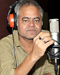 Sanjay Mishra starts dubbing for his film Amma Ki Boli in Andheri West