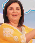 Farah Khan and Nina Elavia Jaipuria