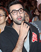 Ranbir Kapoor celebrates Christmas with cancer patients