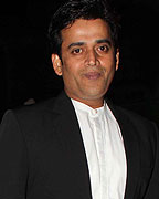 Ravi Kishan at Neha Lakdawala's marriage