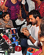 John Abraham at inauguration of Standard Chartered Mumbai Marathon Expo 2013