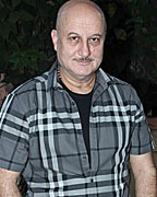 Ranbir interacts with Anupam Kher at Actor Prepares