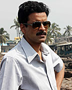 Manoj Bajpai Promotes Special 26 on Sets of Shapath