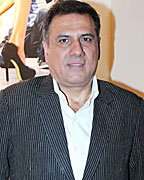 Boman Irani inaugurates Bharati Vidyapeeth School of Photography's photo exhibition Albus Atrum 2013