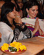 Sunny Leone and Ekta Kapoor visit Siddhivinayak temple for Ragini MMS 2