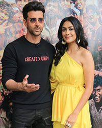 Hrithik Roshan and Mrunal Thakur