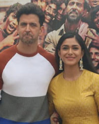 Hrithik Roshan and Mrunal Thakur