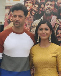 Hrithik Roshan and Mrunal Thakur