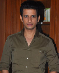 Sharman Joshi