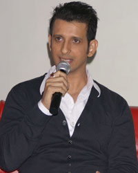 Sharman Joshi