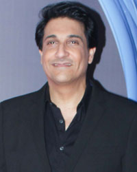 Shiamak Davar