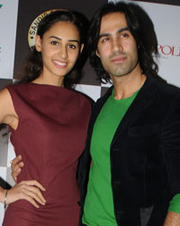 Hasleen Kaur with Shiv Darshan