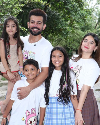 Jay Bhanushali, Tara Bhanushali And Mahi Vij