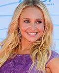 Actress Hayden Panettiere arrives for the Teen Choice 2012 awards in Los Angeles