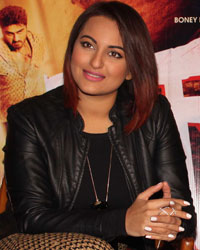 Sonakshi Sinha, Arjun Kapoor and Sanjay Kapoor