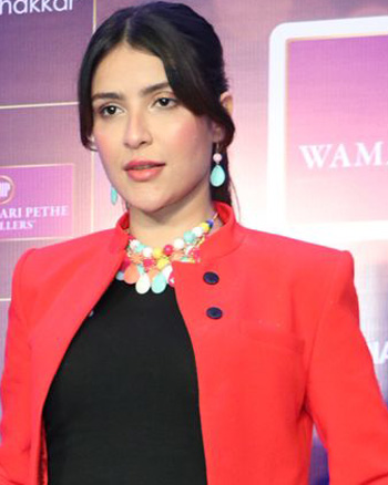 KhanZaadi