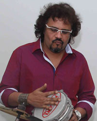 Tabla player Bickram Ghosh and Sonu Nigam