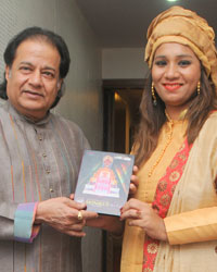 Anup Jalota and Kalpana Patowary